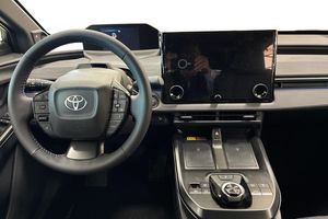 Toyota C-HR+ bild 8