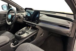 Toyota C-HR+ bild 6