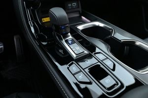 Lexus NX bild 22
