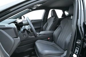 Lexus NX bild 10