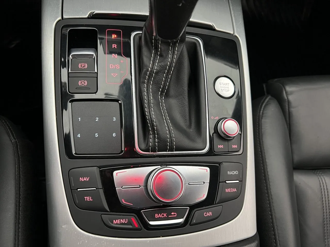 Vehicle image 22