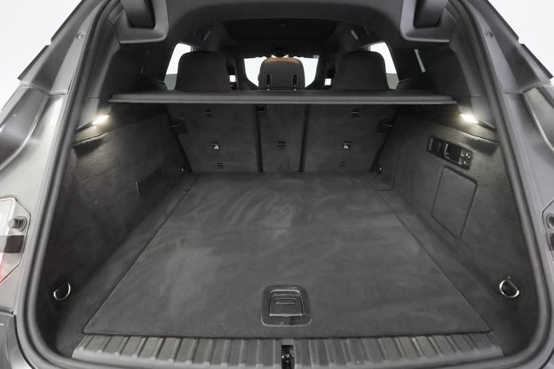 BMW iX bild 7