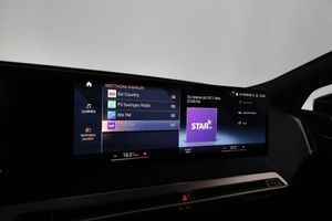 BMW iX bild 23