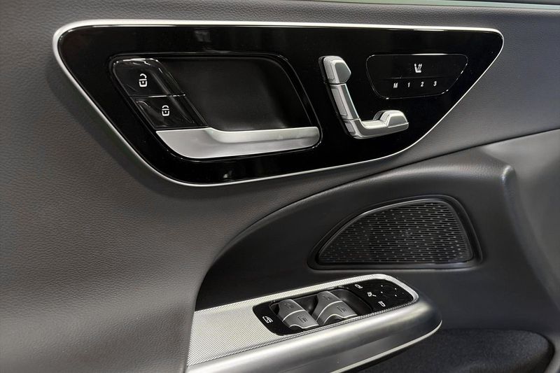 Mercedes E220 bild 23