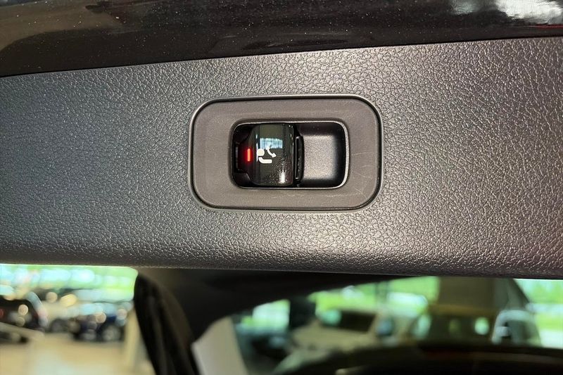 Mercedes E220 bild 26