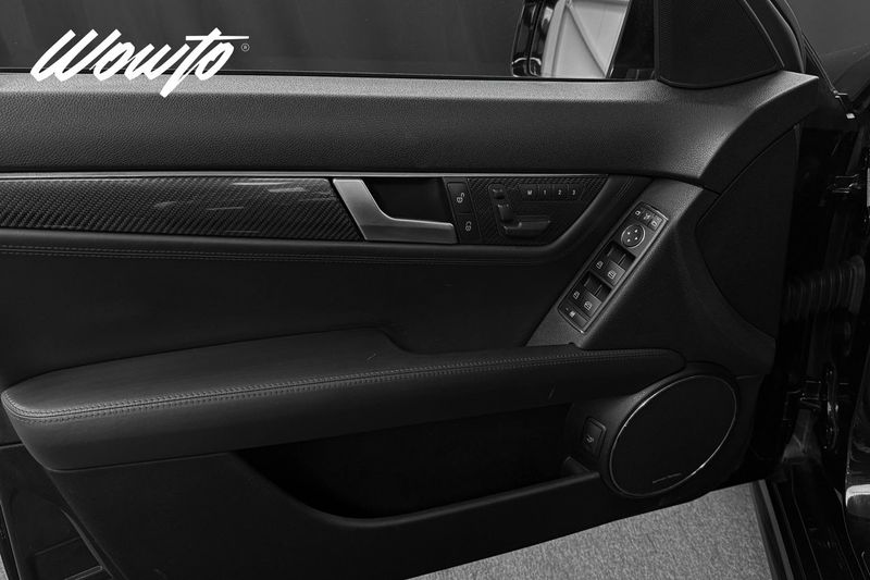 Mercedes C63 AMG bild 15