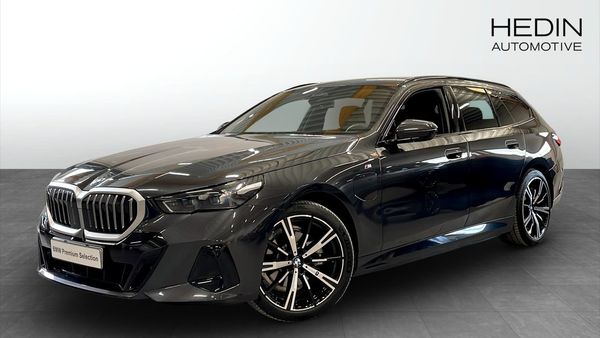 BMW 530 e xDrive Touring M-Sport H/K Drag 20" Ada farthåll Rattvä - 2025