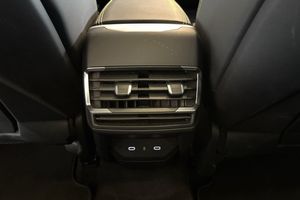 Lynk & Co 01 bild 33
