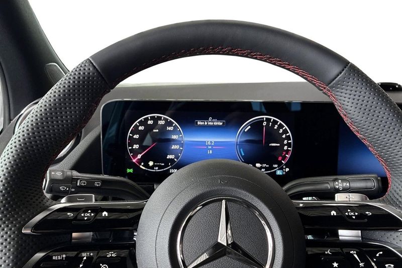 Mercedes GLA250 bild 7