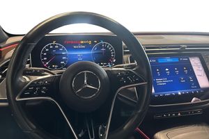 Mercedes E300 bild 7