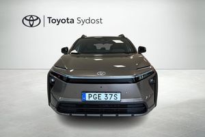 Toyota bZ4X Touring bild 5