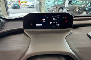 Toyota bZ4X Touring bild 14