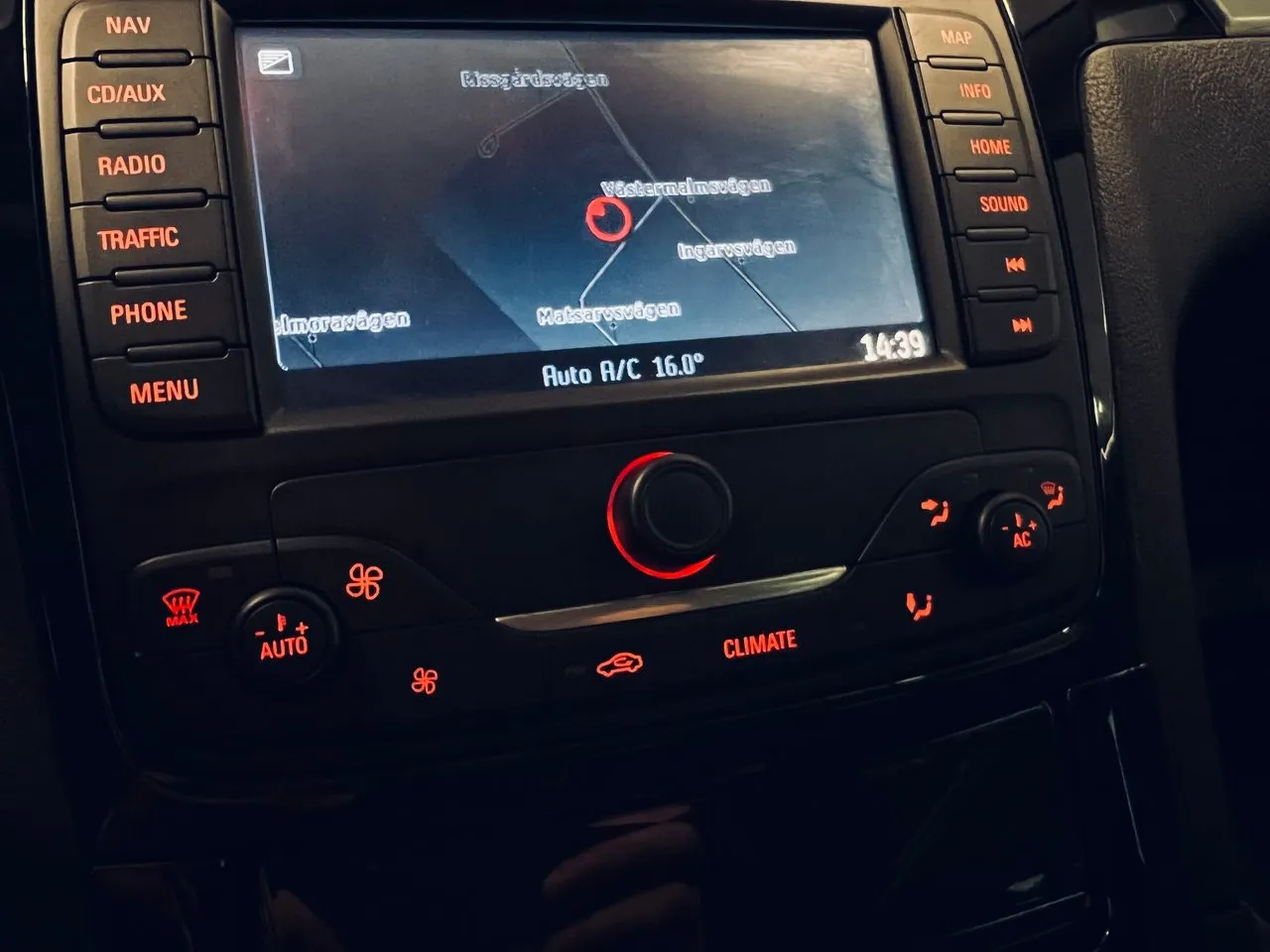 Vehicle image 17