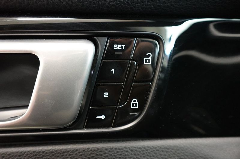 Porsche Panamera bild 19