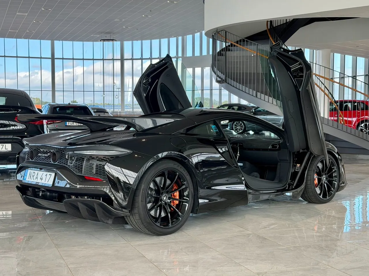 Vehicle image 5