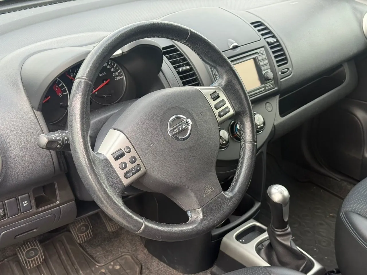 Vehicle image 8