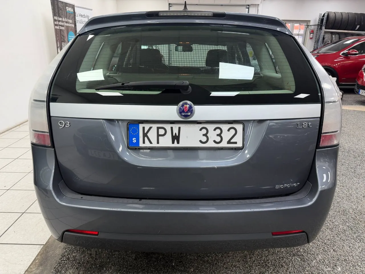 Vehicle image 15