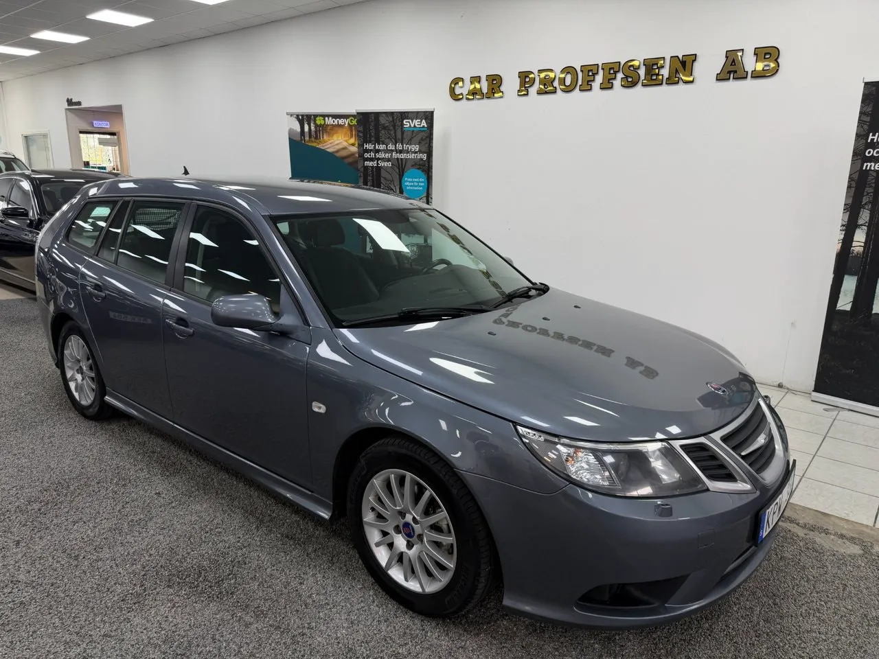 Vehicle image 20