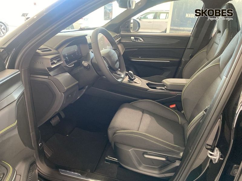 Lynk & Co 01 bild 7