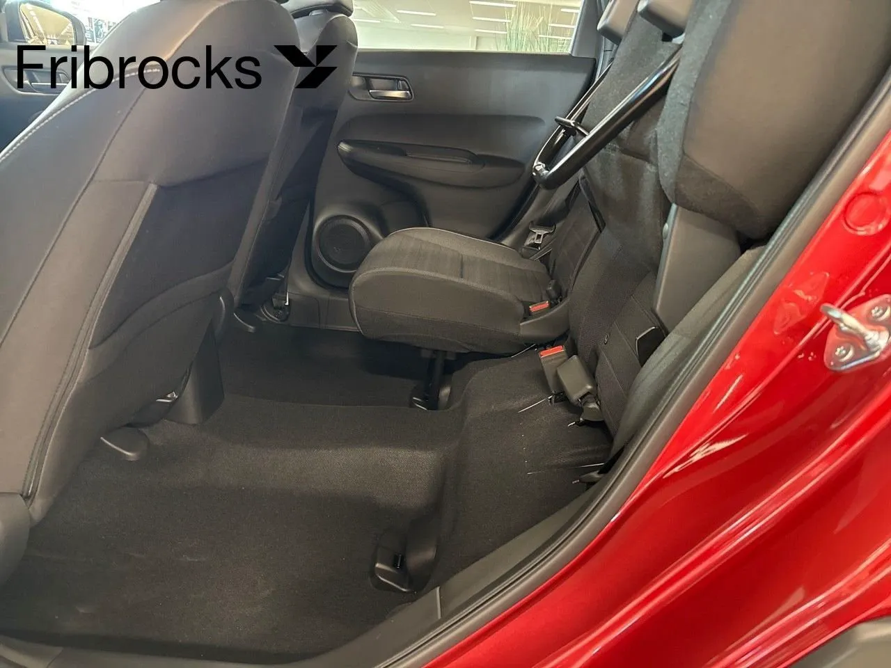 Vehicle image 12