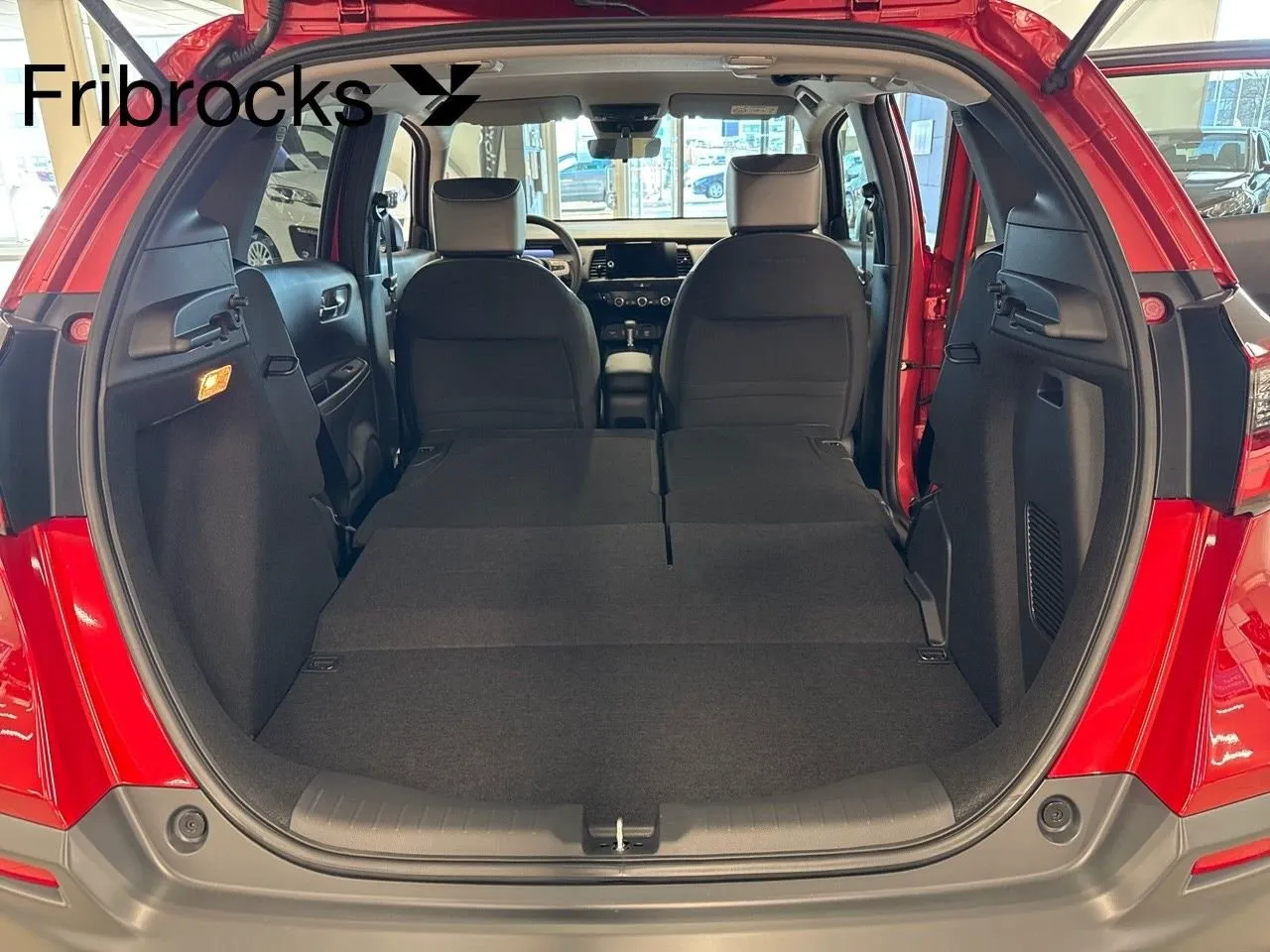 Vehicle image 13