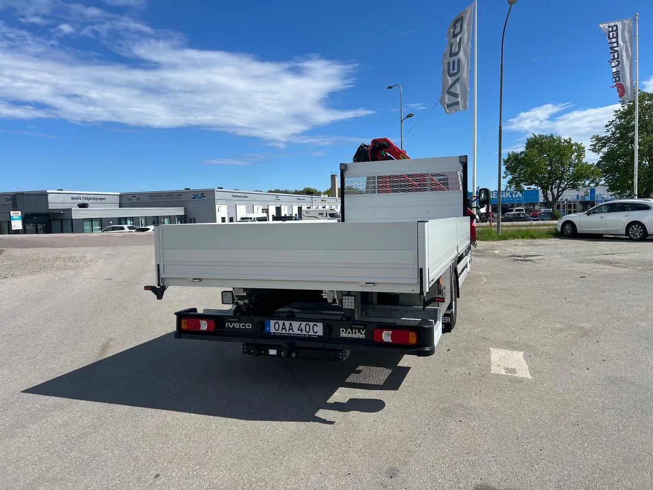 Vehicle image 20