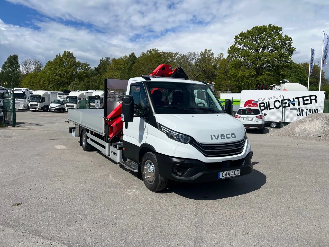 Vehicle image 7