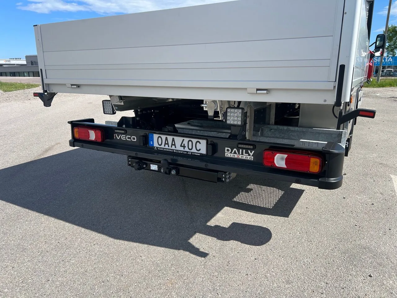 Vehicle image 23