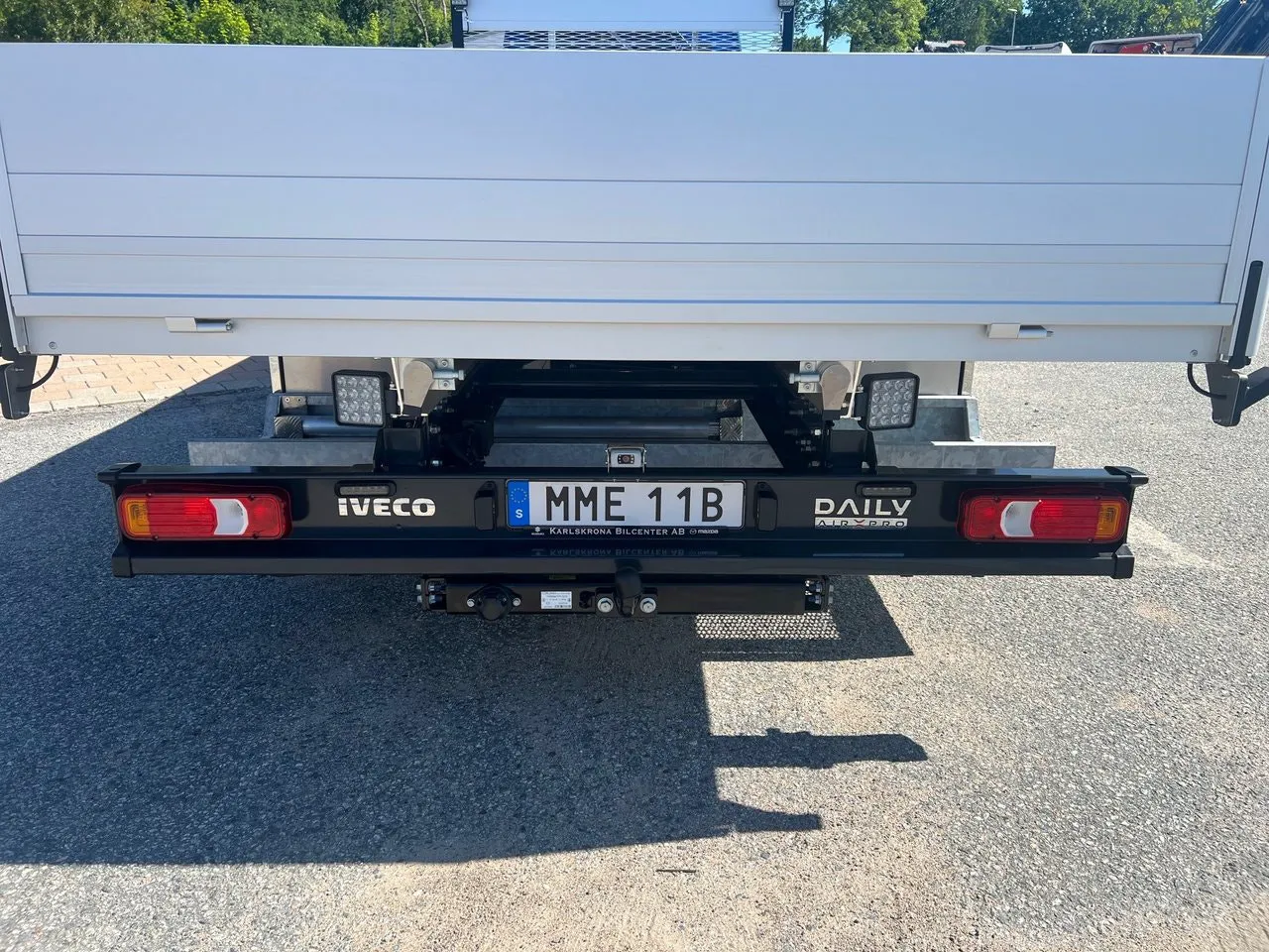 Vehicle image 26