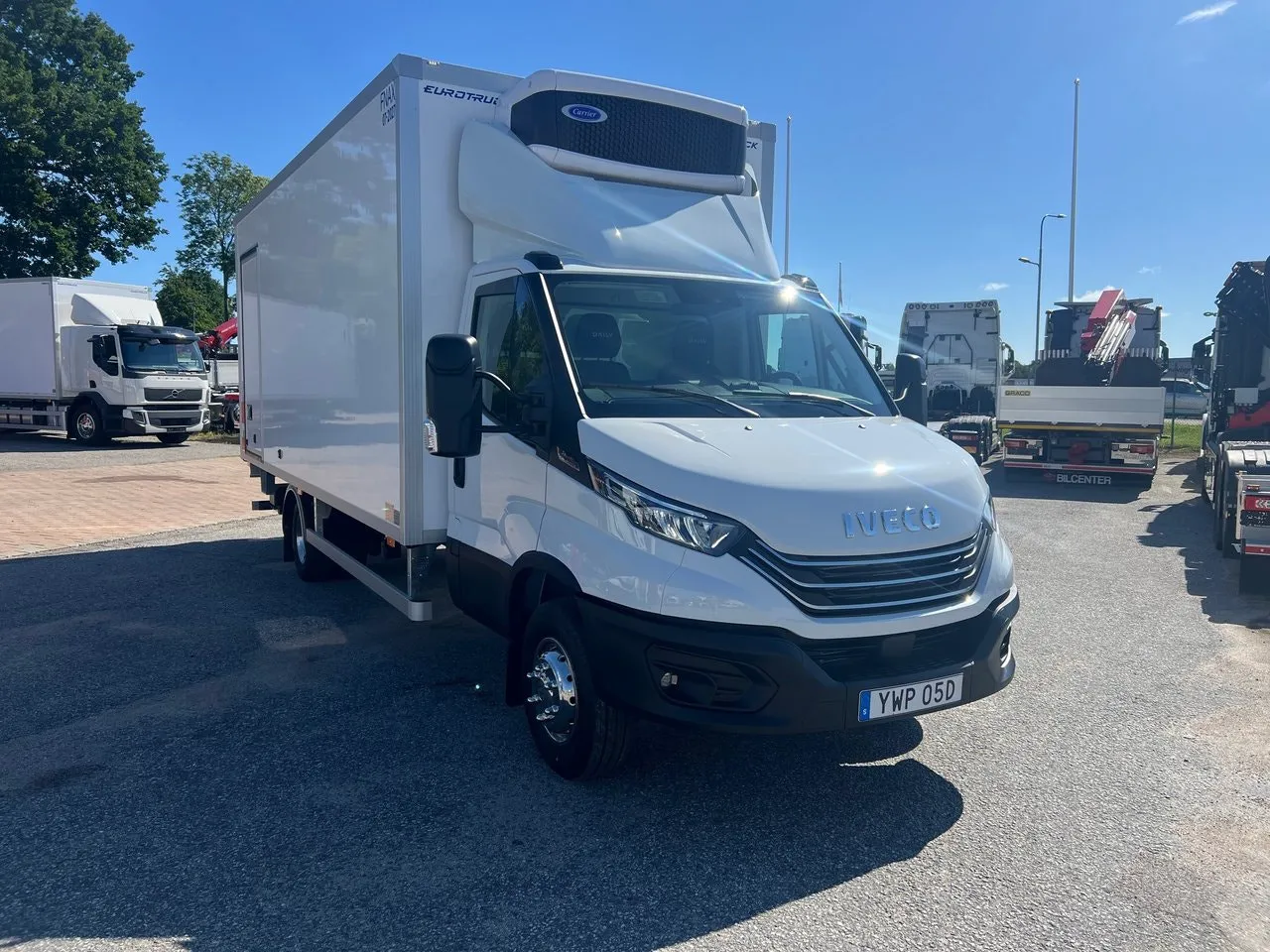 Vehicle image 33