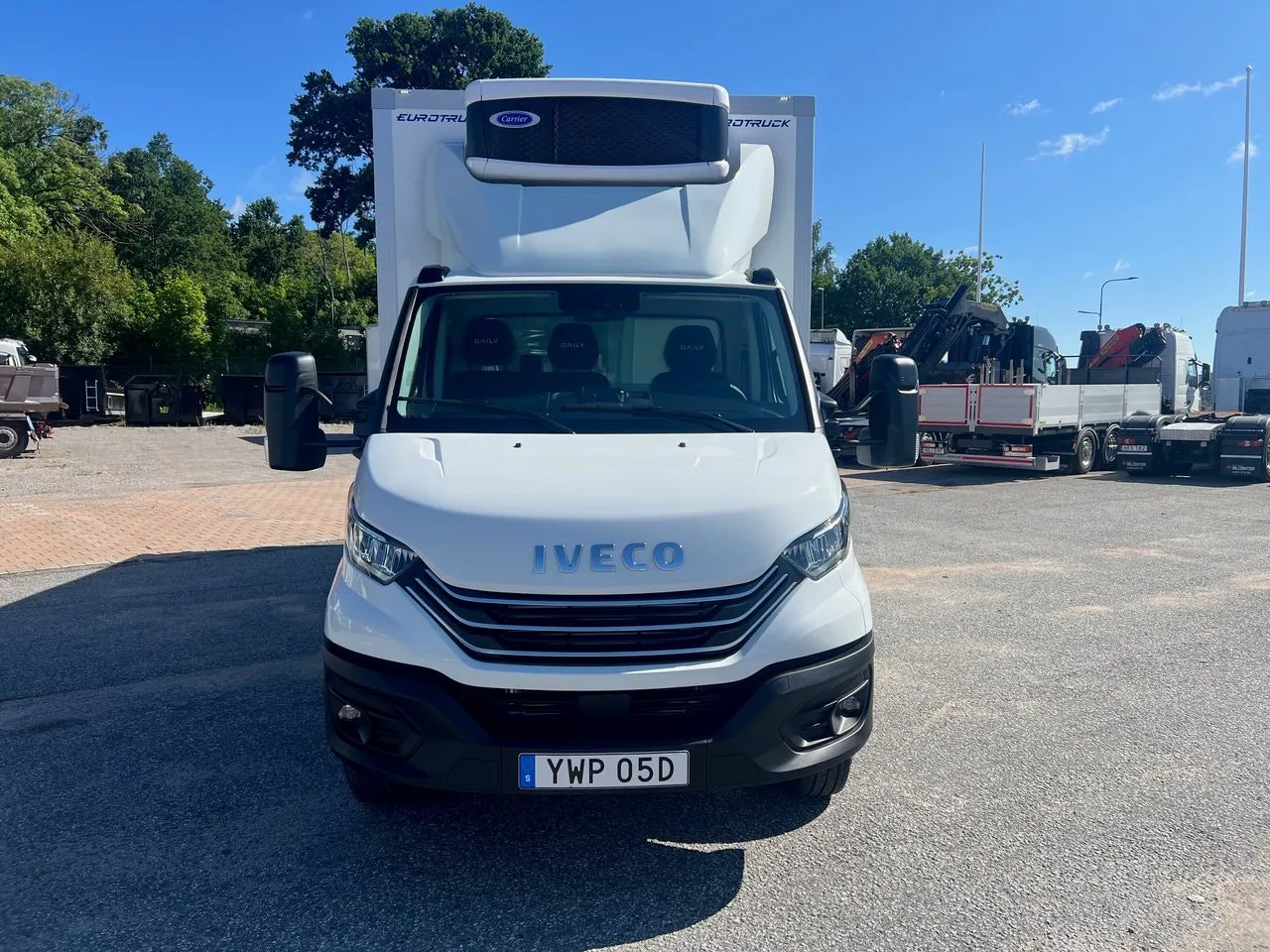 Vehicle image 35