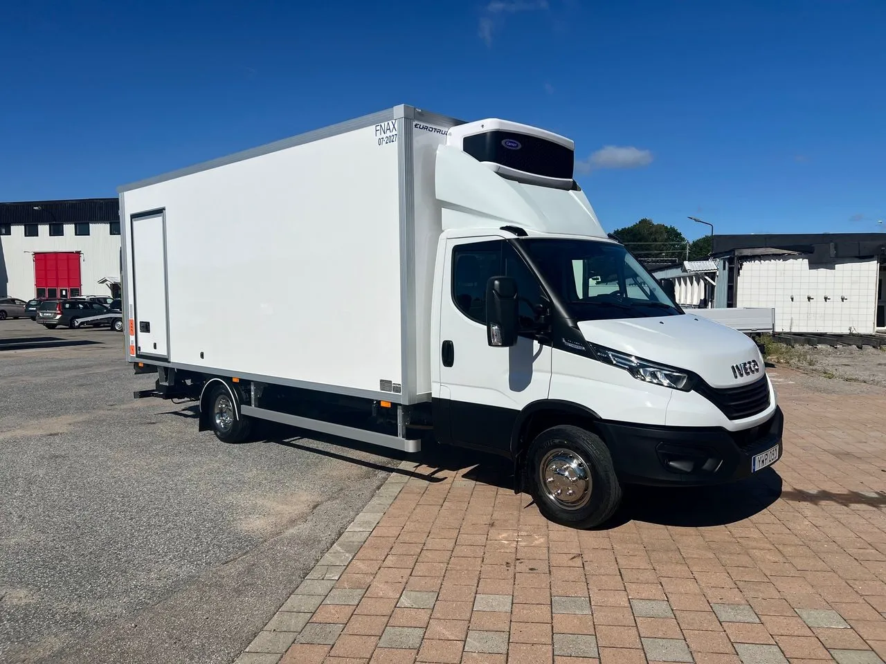 Vehicle image 7
