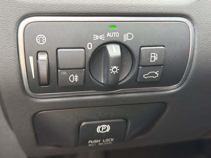 Volvo XC70 bild 24