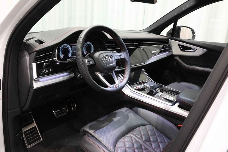 Audi SQ7 bild 14