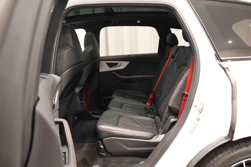 Audi SQ7 bild 11