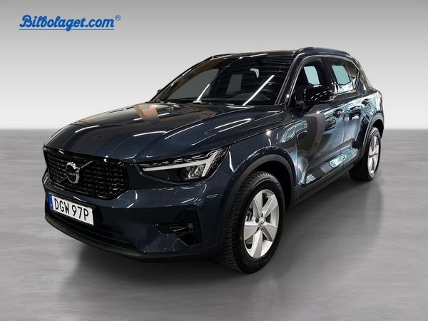 Volvo XC40 B4 FWD Bensin Plus Dark - 2026
