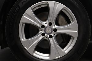 Mercedes GLC220 bild 6