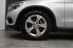 Mercedes GLC220 bild 5