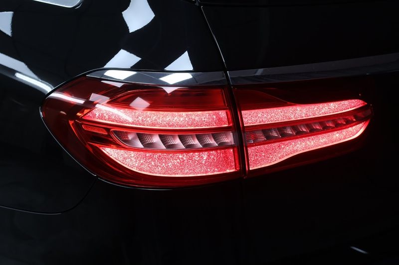 Mercedes E220 bild 9