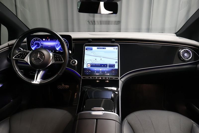 Mercedes EQE300 bild 14