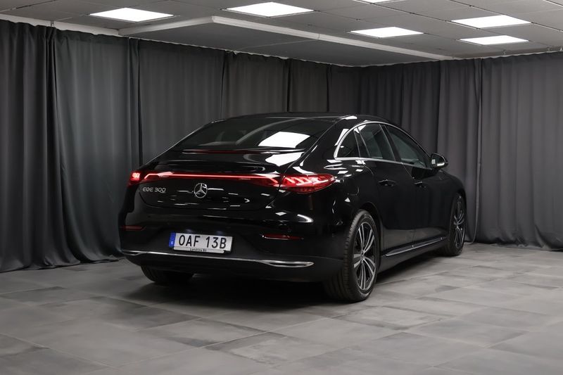 Mercedes EQE300 bild 2