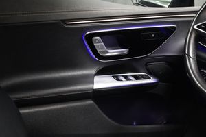Mercedes EQE300 bild 15