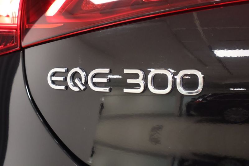 Mercedes EQE300 bild 12