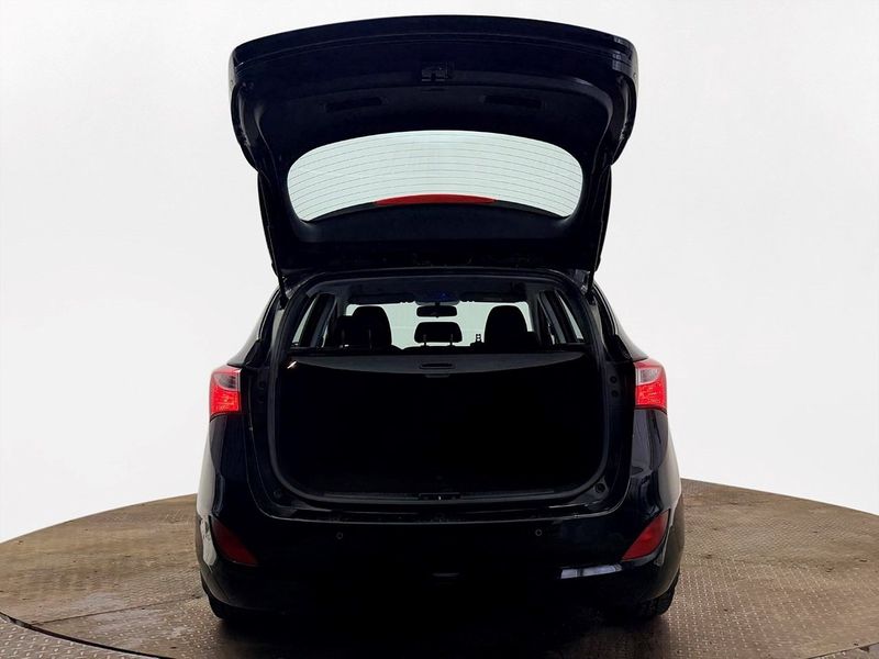 Hyundai i30 bild 8