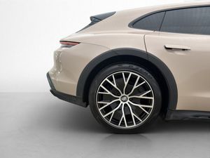 Porsche Taycan bild 32