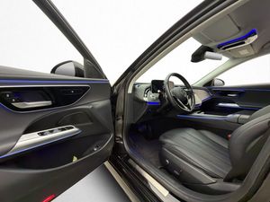 Mercedes E300 bild 8