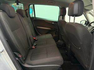 Opel Zafira bild 15