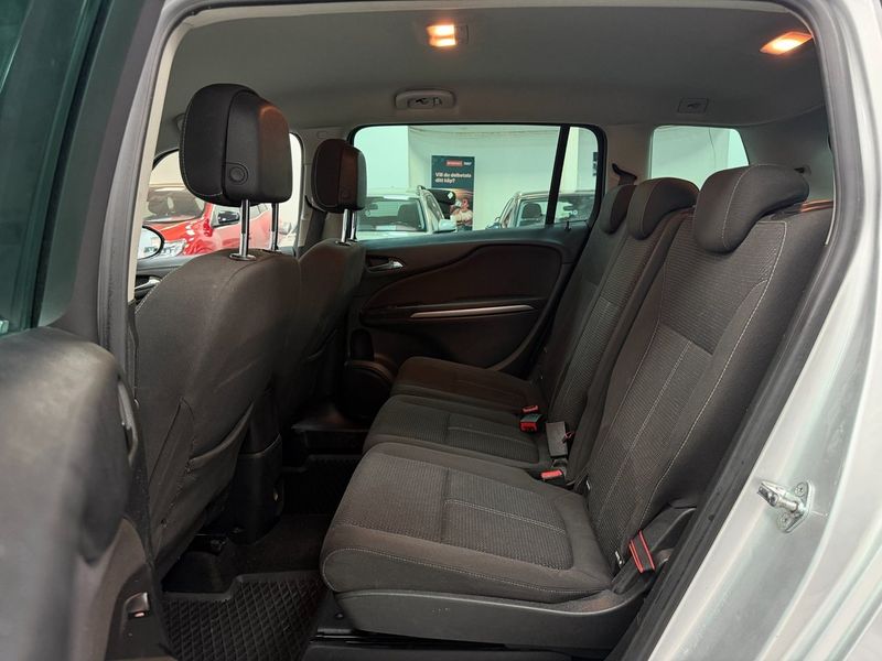 Opel Zafira bild 14
