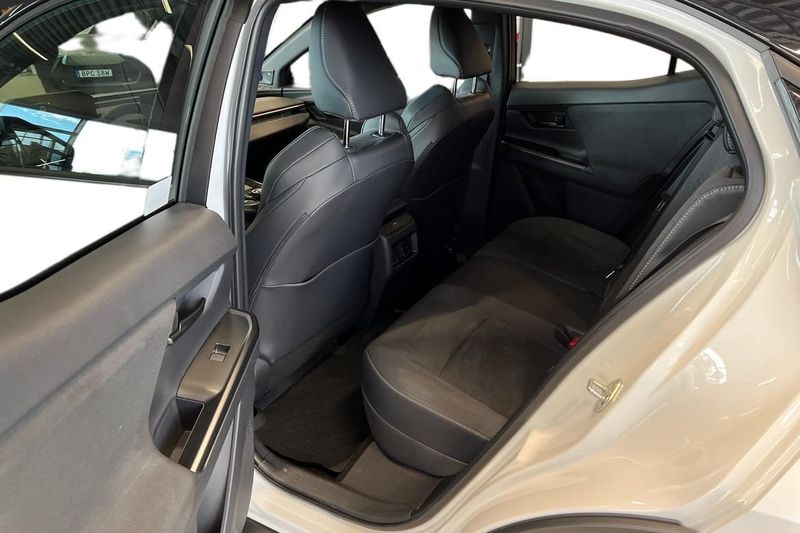 Toyota C-HR bild 13