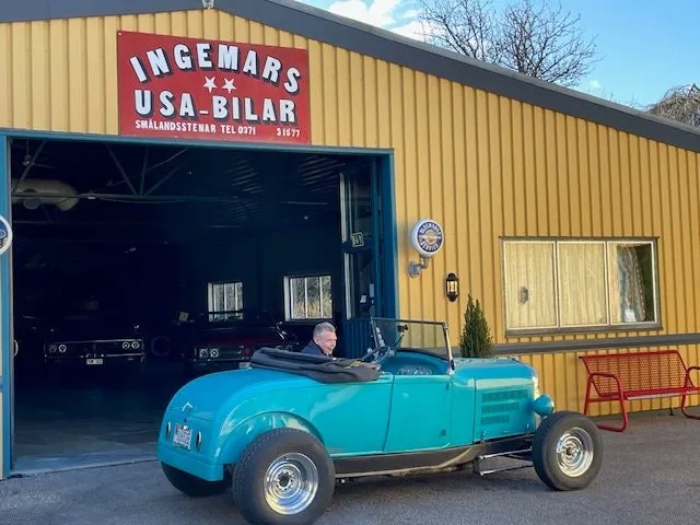 Vehicle image 34
